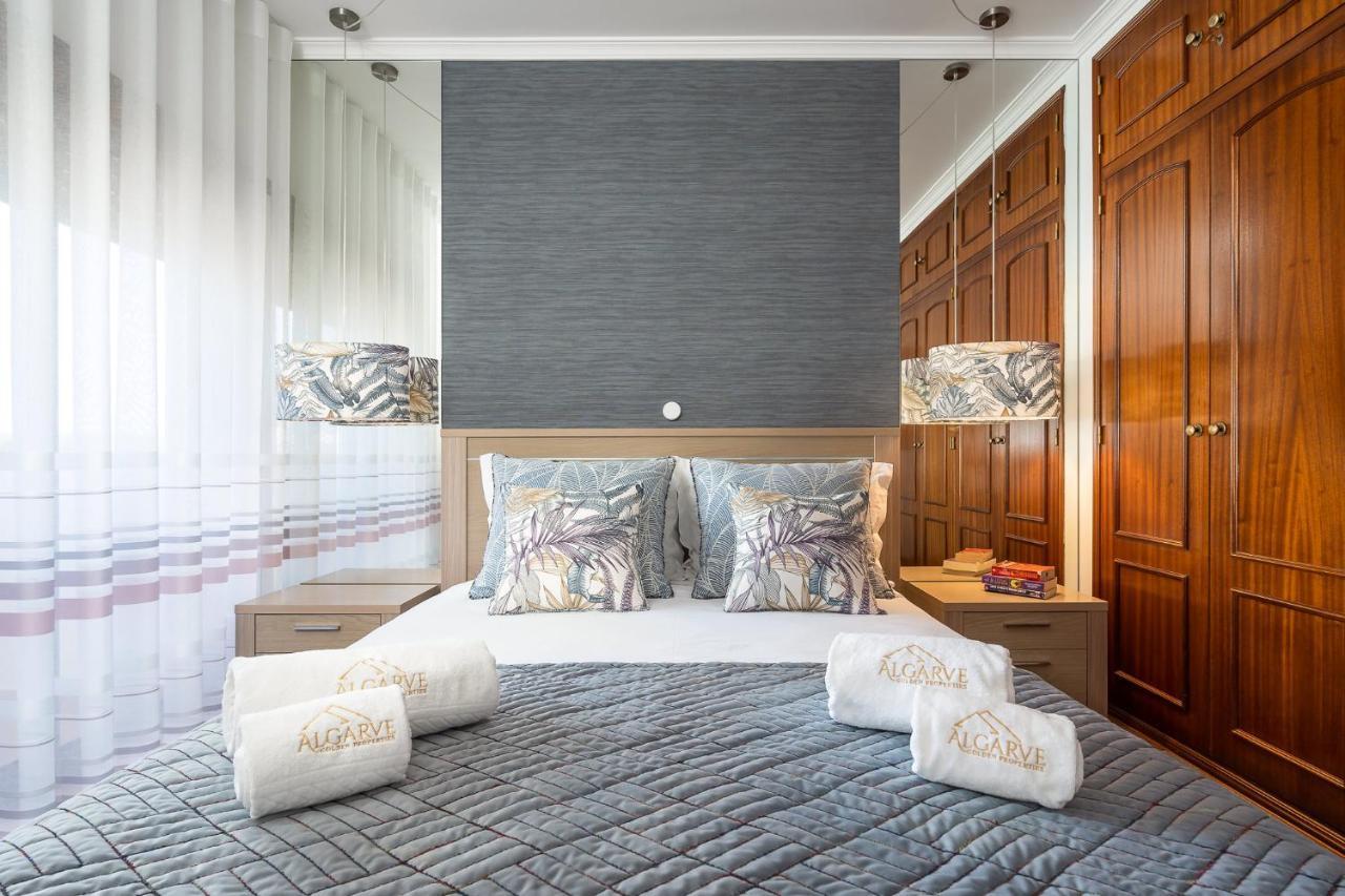 Sea La Vie Beach & Golf Apartment Lagos Esterno foto